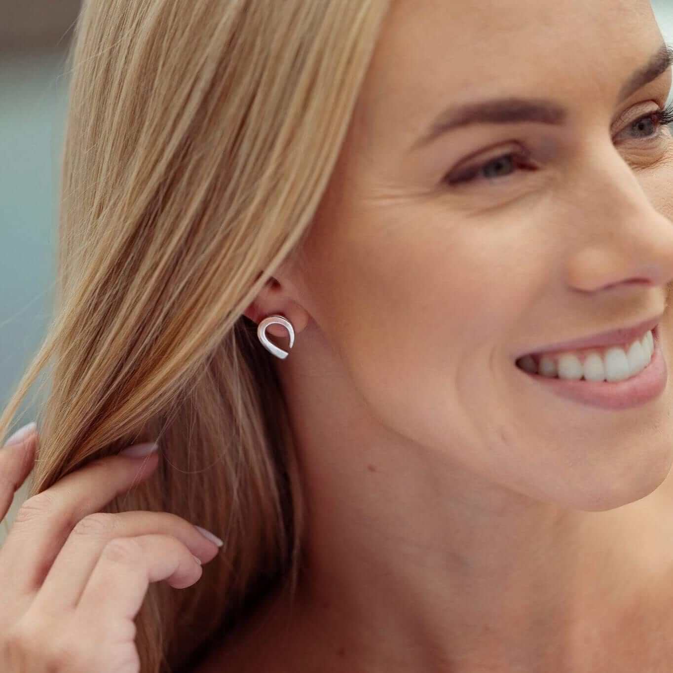 Rounded silver earrings