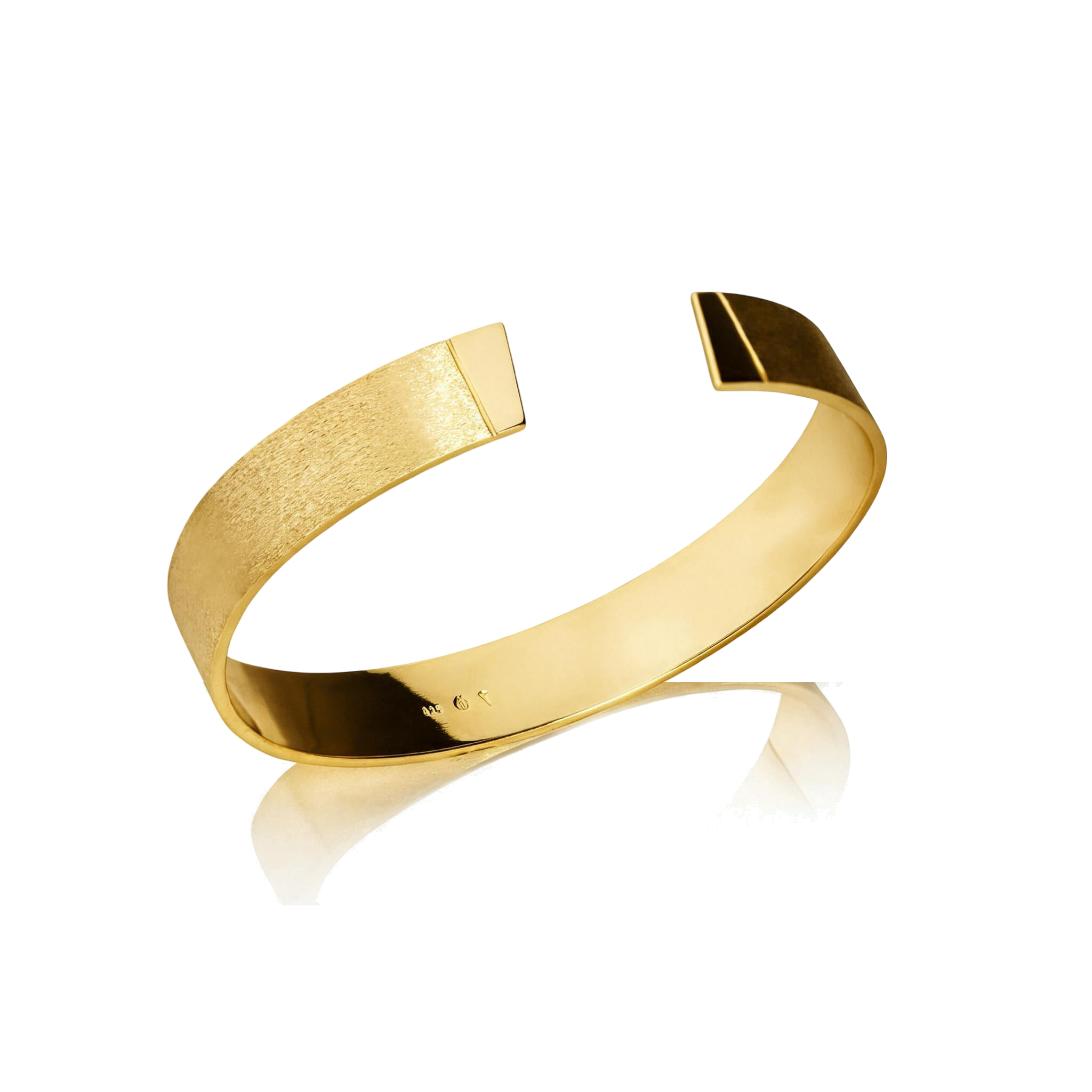 Preikestolen bangle for him in 14k gold from Ekenberg Scandinavia