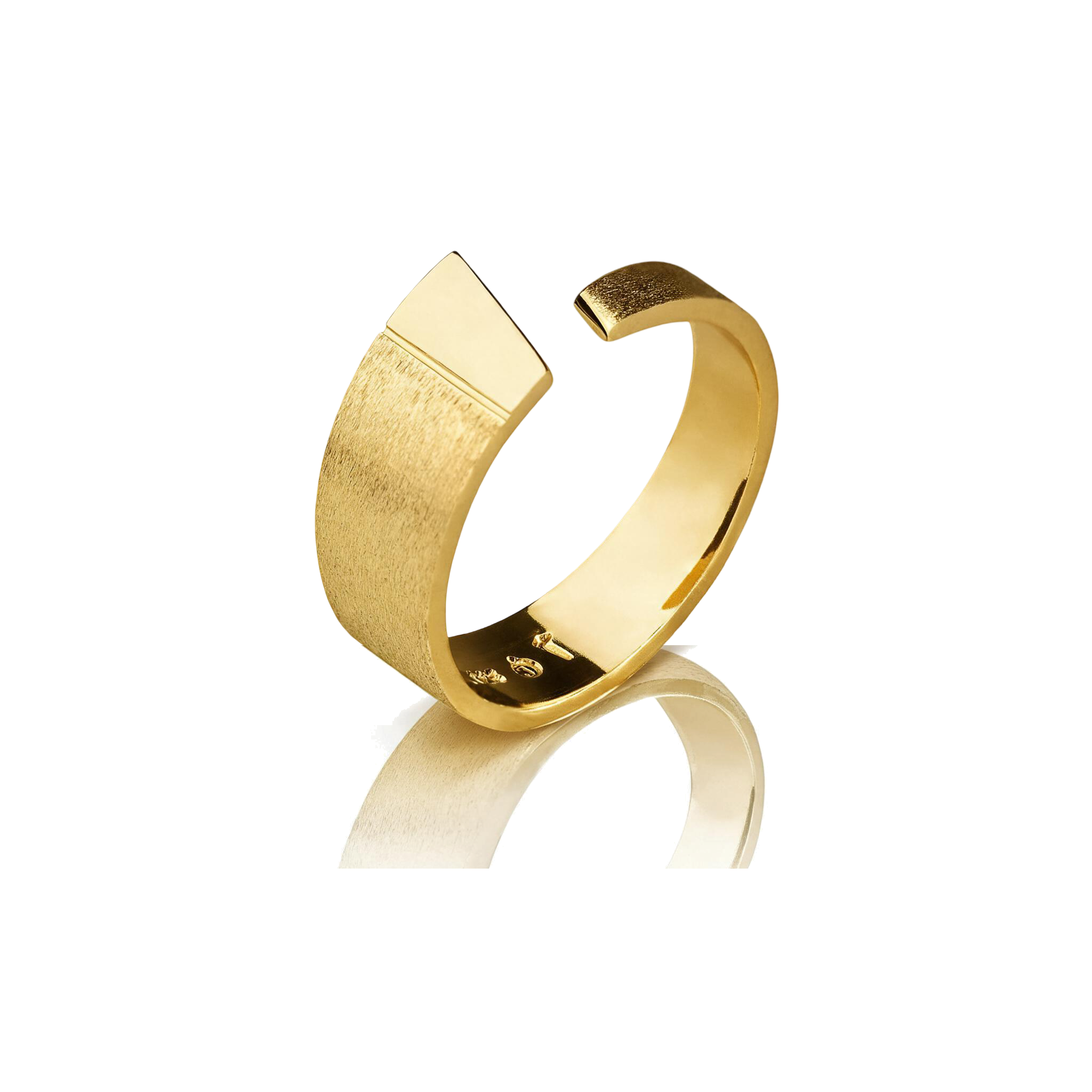 Preikestolen ring in 14k gold from Ekenberg Scandinavia's Preikestolen collection