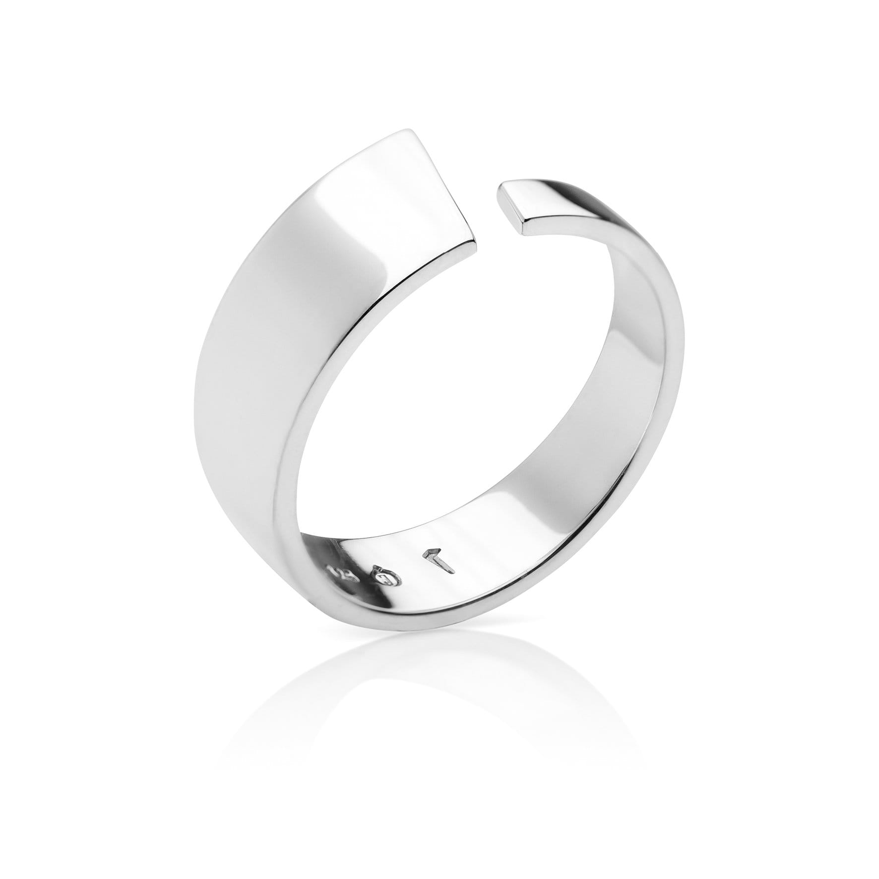 Pulpit Rock ring in glossy silver