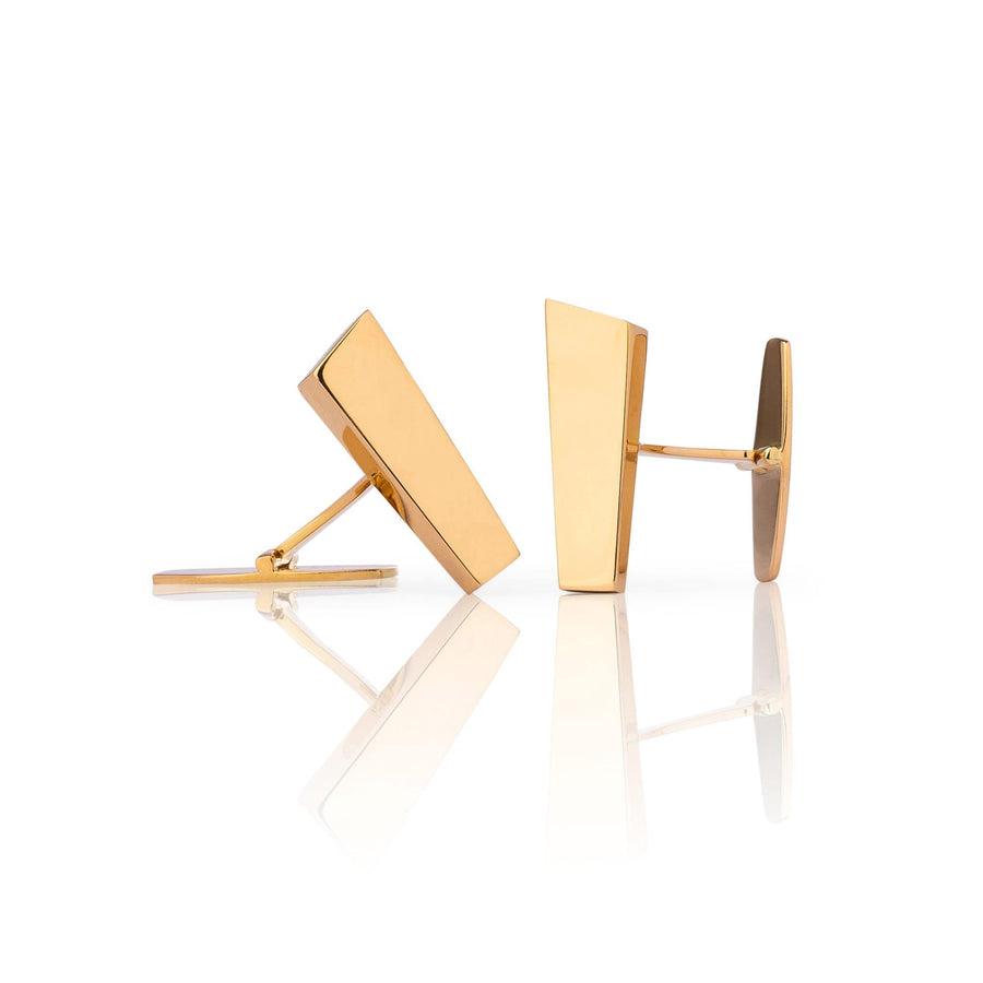 Exclusive cufflinks crafted from 18k gold inspired by the Pulpit Rock