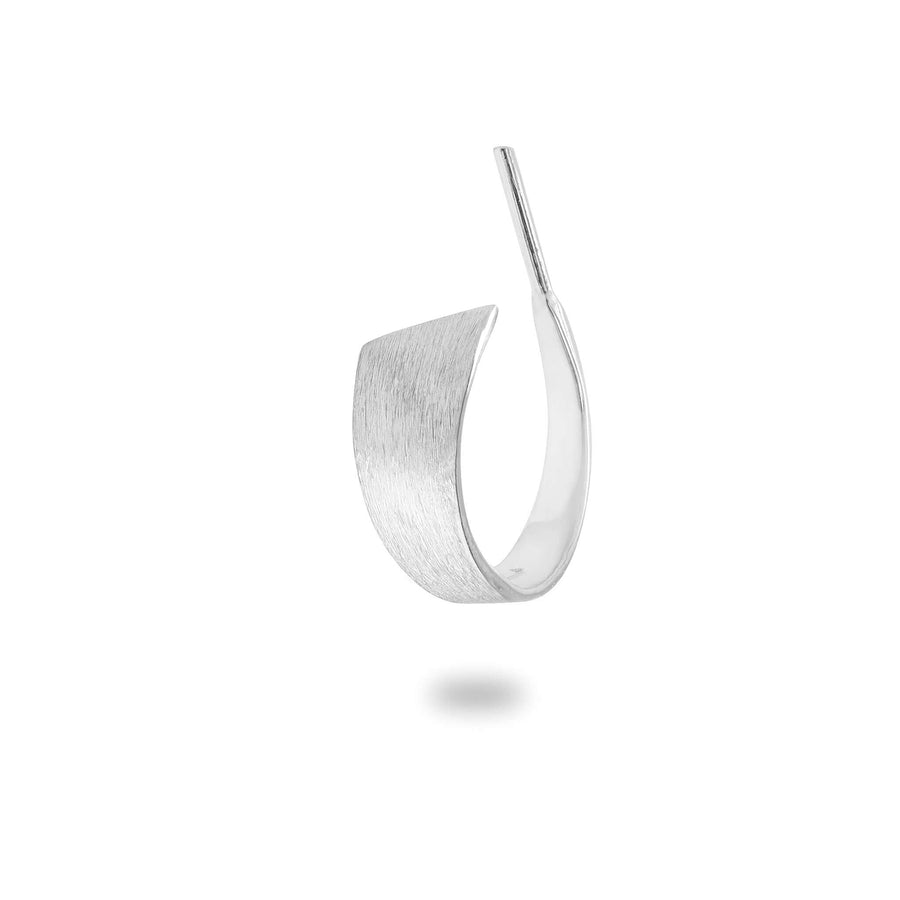 Matte silver creoles